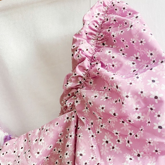 Dress - Picture 2 of 3